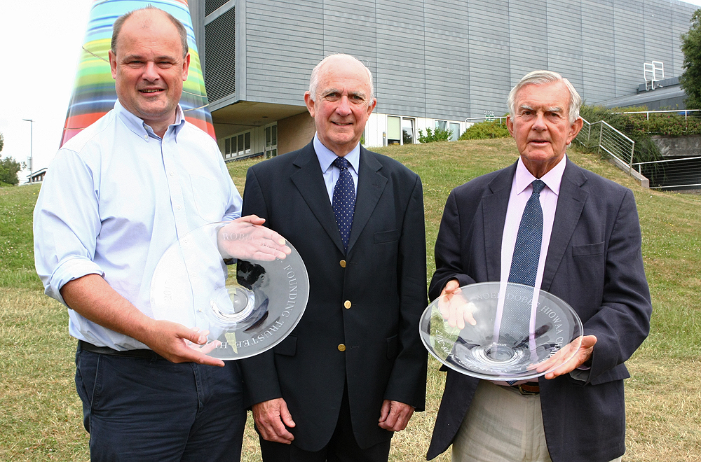 ISLANDERS RECOGNISED FOR SERVICES TO LOCAL AIR AMBULANCE
