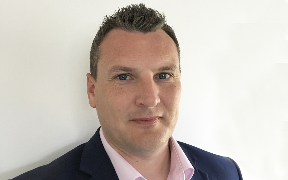 ROB TAKES UP NEW APPOINTMENT WITH COTTAGES.COM