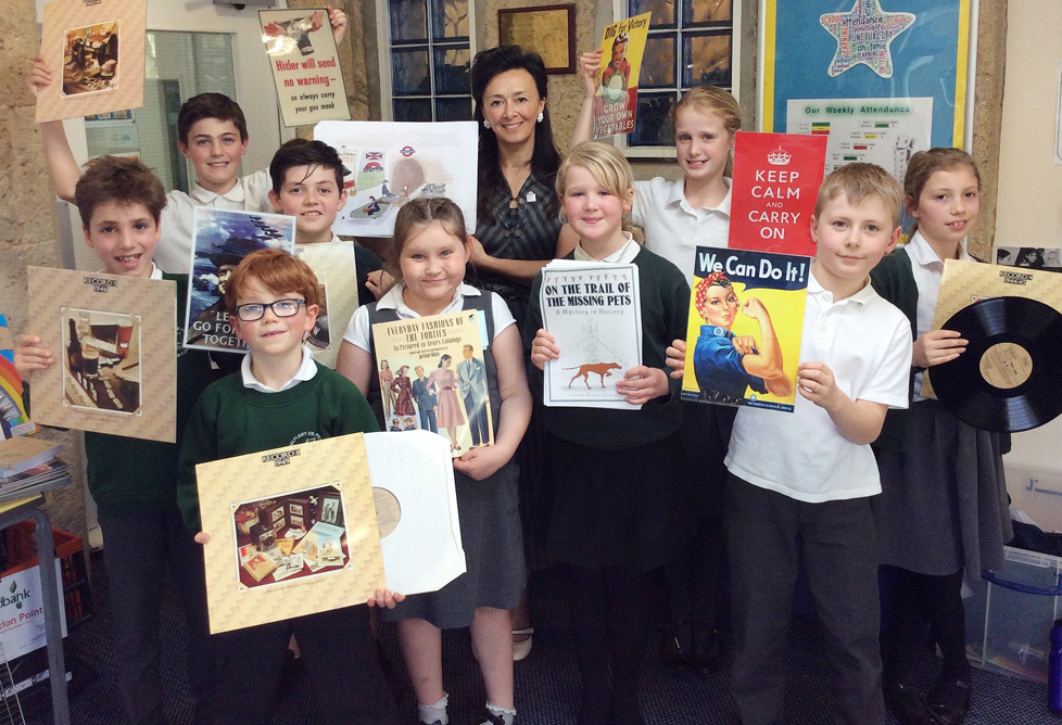 LOCAL AUTHOR GIVES BOOKS TO EVERY ISLE OF WIGHT PRIMARY SCHOOL