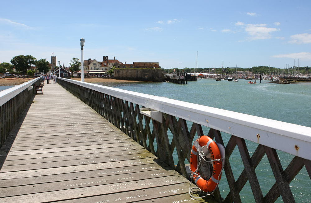 SUNNY WEATHER WELCOMES RETURN OF YARMOUTH OLD GAFFERS FESTIVAL