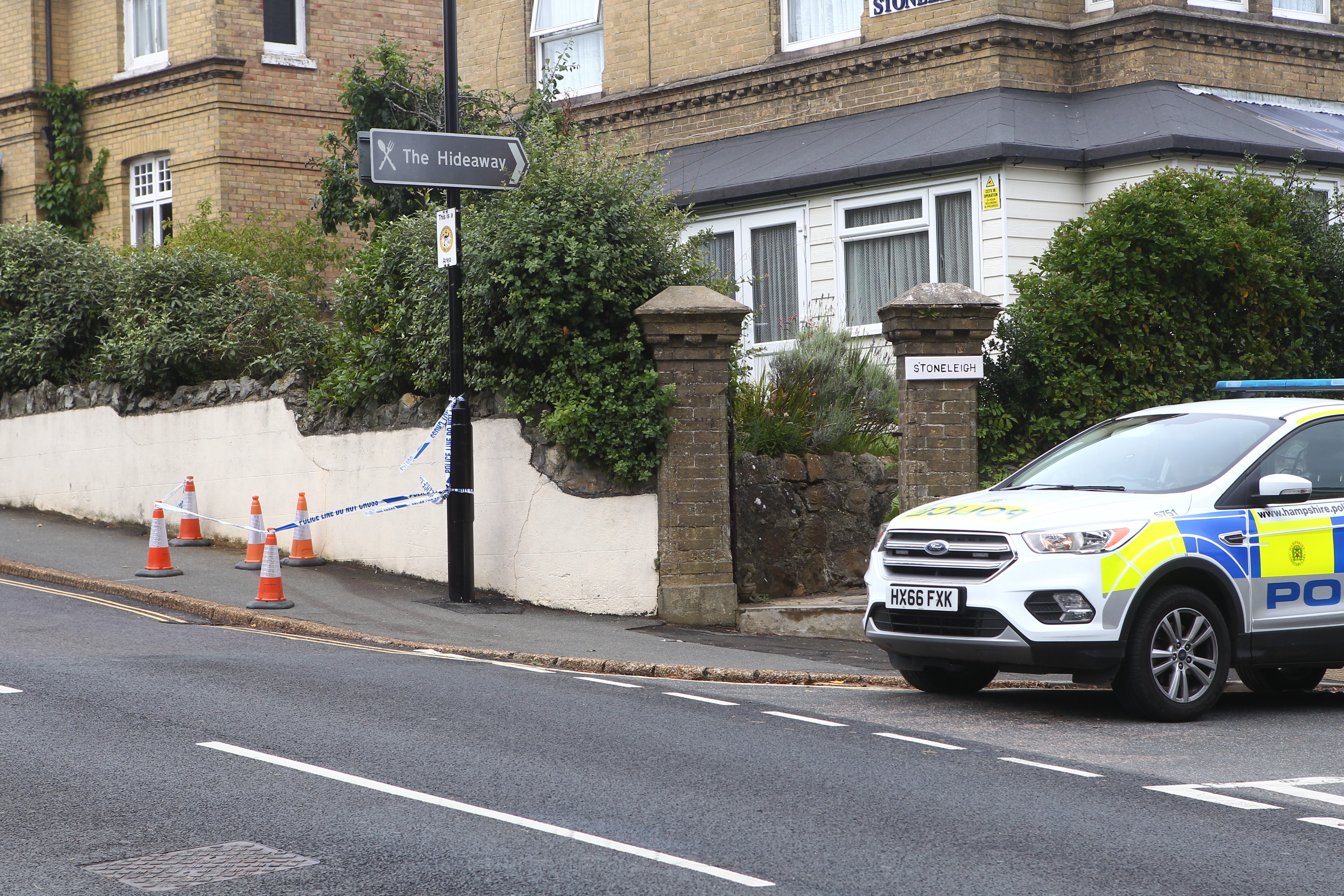 SHANKLIN PAVEMENT CORDONED OFF FOLLOWING CYCLIST INCIDENT