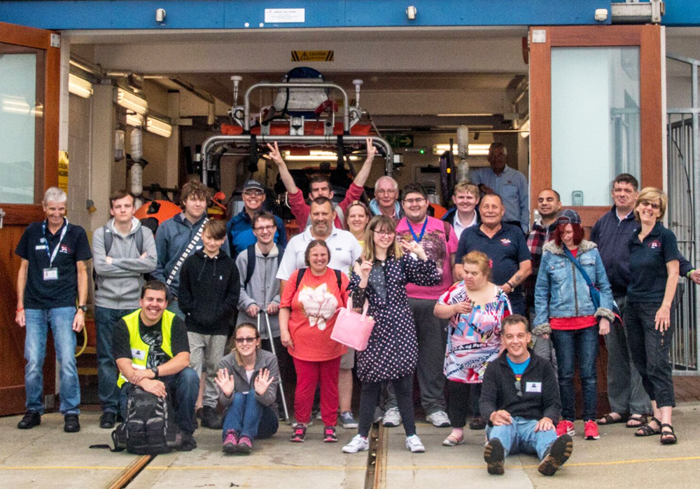 CLUB MEMBERS LEARN ABOUT BEACH SAFETY