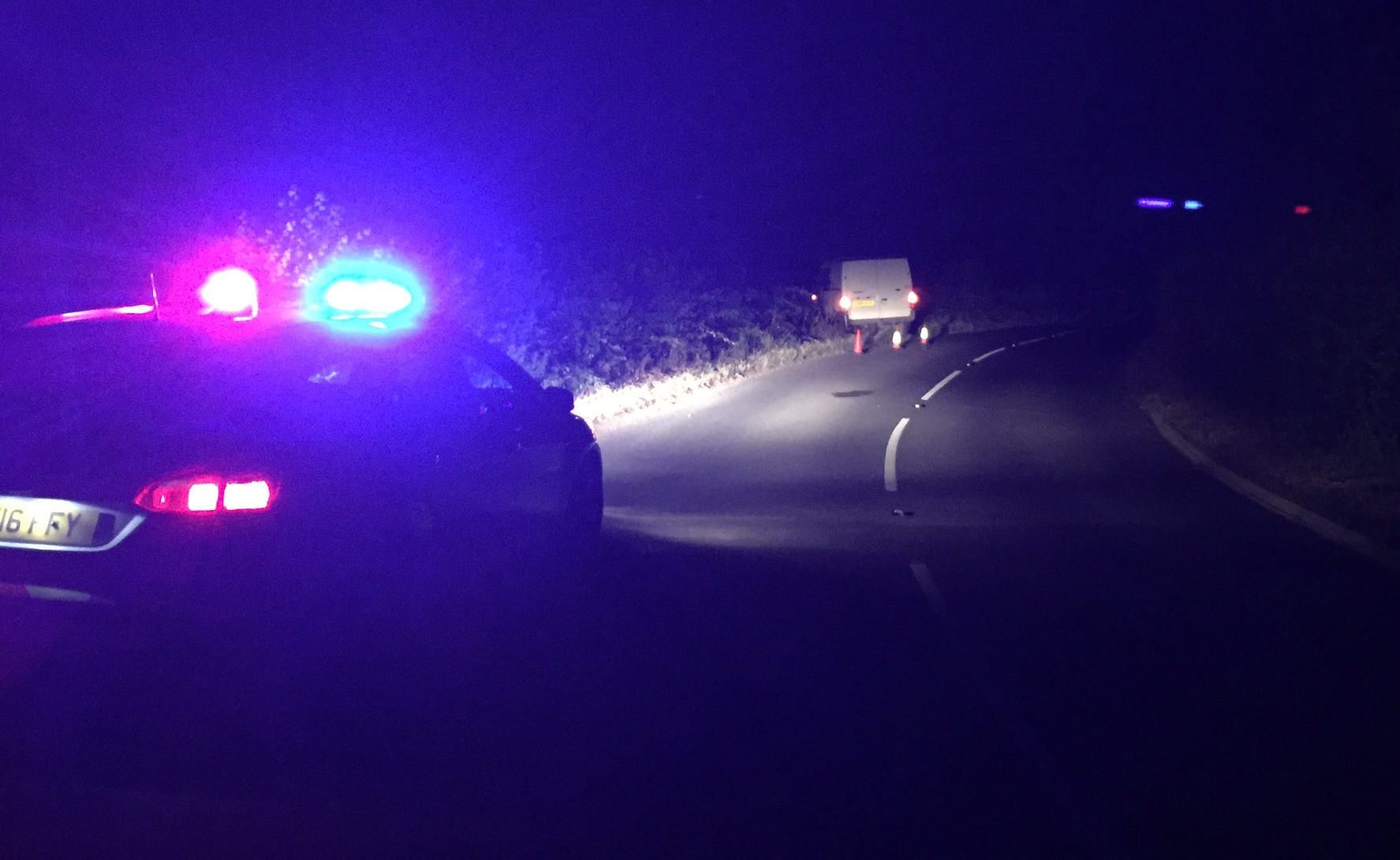 DRINK DRIVE ARREST FOLLOWING LATE NIGHT CRASH