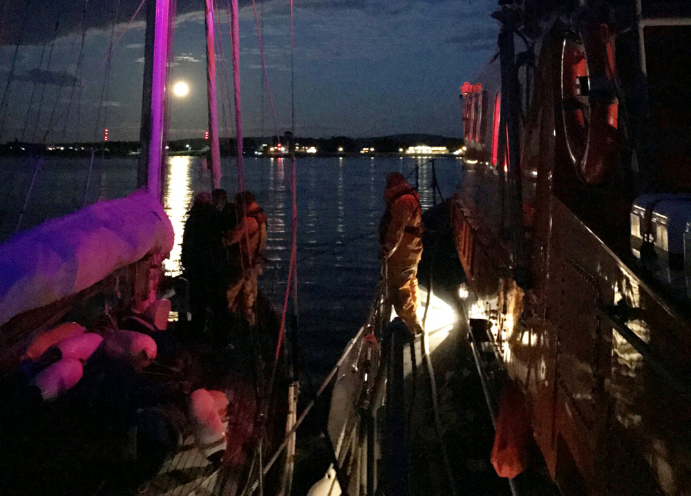 112-YEAR-OLD YACHT RESCUED OFF THE NEEDLES BY YARMOUTH LIFEBOAT