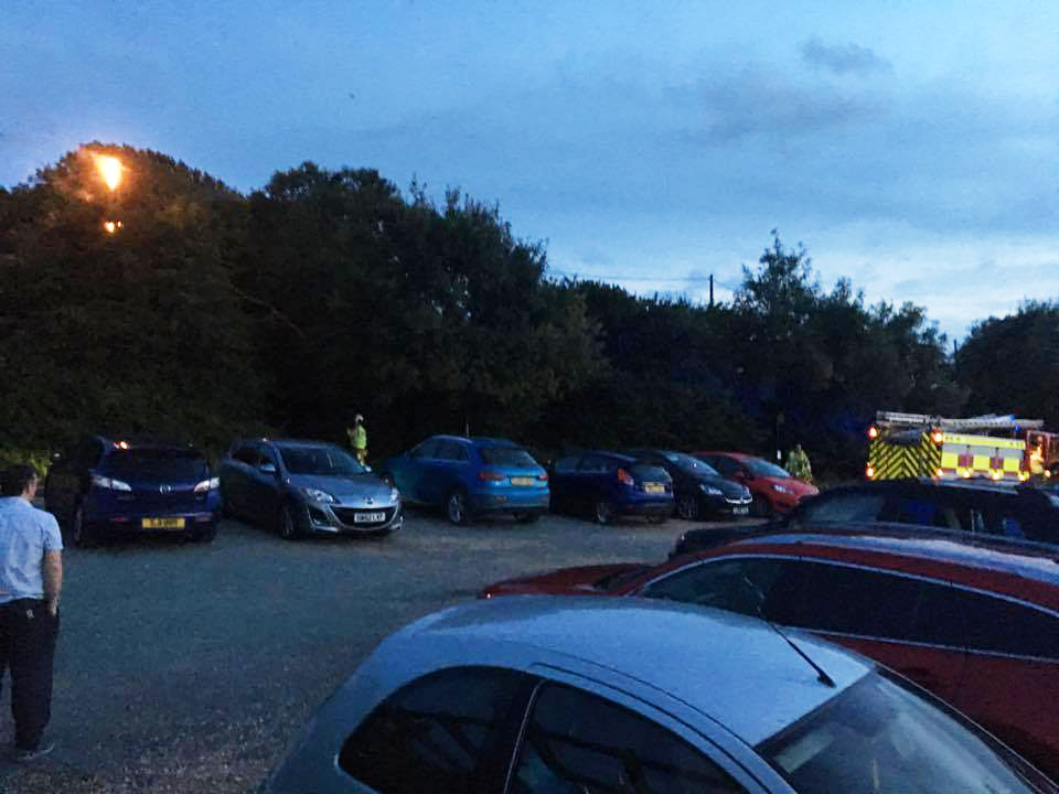 ELECTRICITY POLE FIRE ON THE OUTSKIRTS OF CARISBROOKE