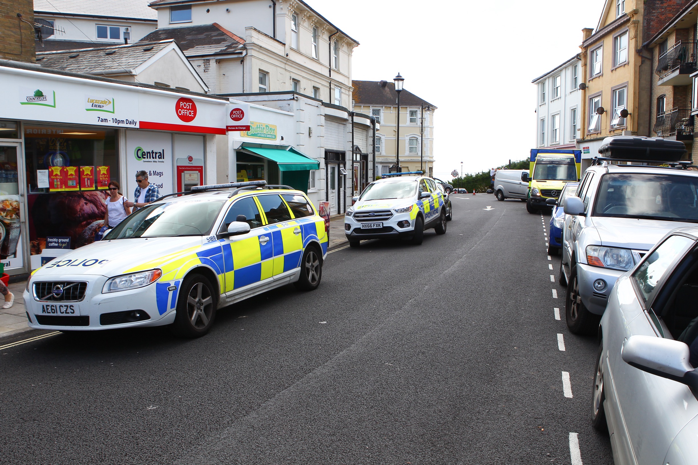 VAN COLLIDES WITH PEDESTRIAN IN SANDOWN