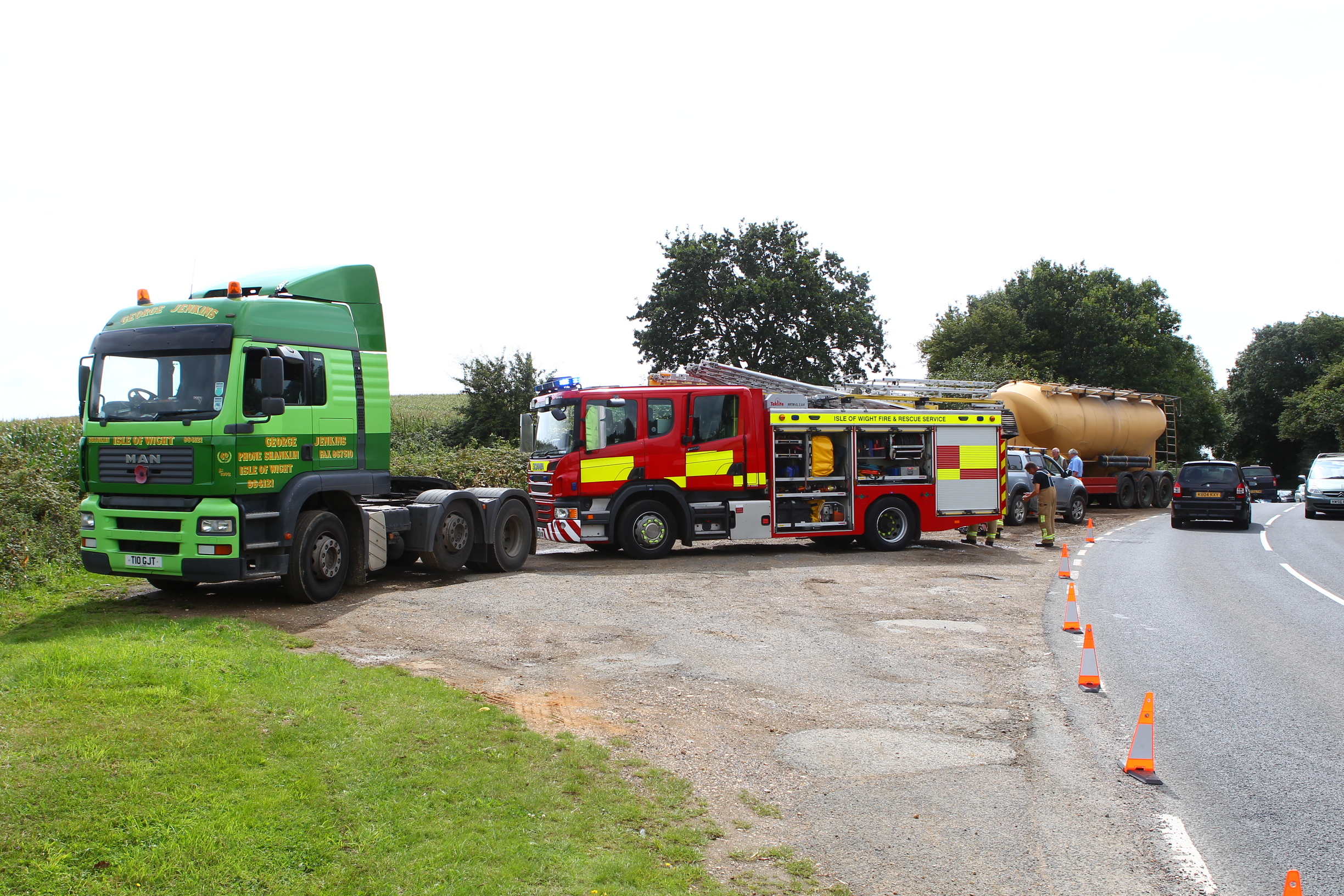 CEMENT TRAILER FIRE IN ARRETON