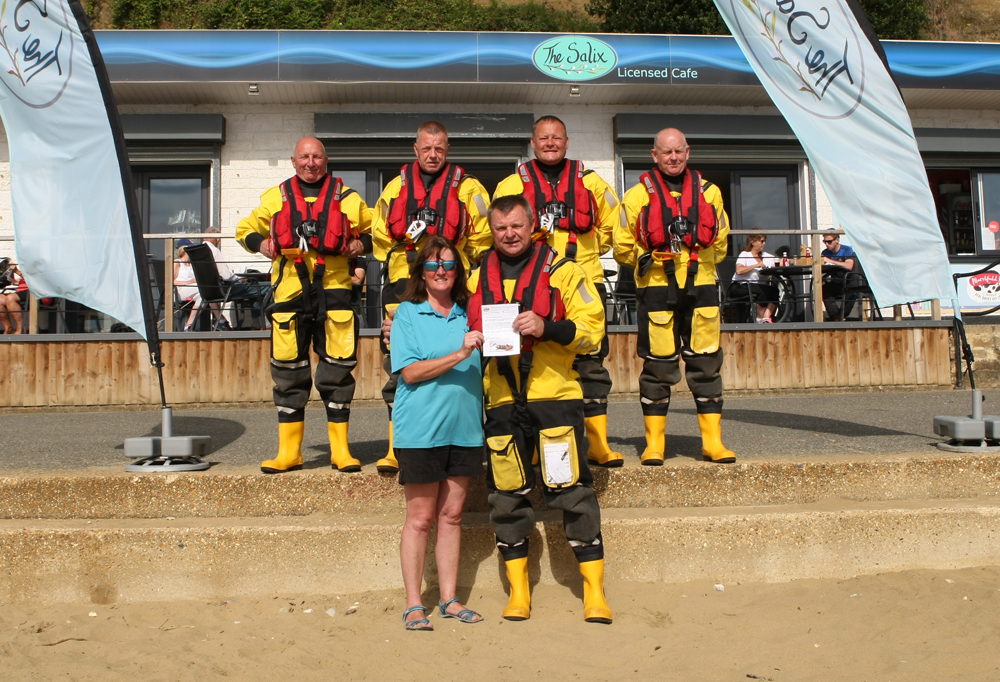 SALIX CAFE HELPS RAISE FUNDS FOR LOCAL LIFEBOAT