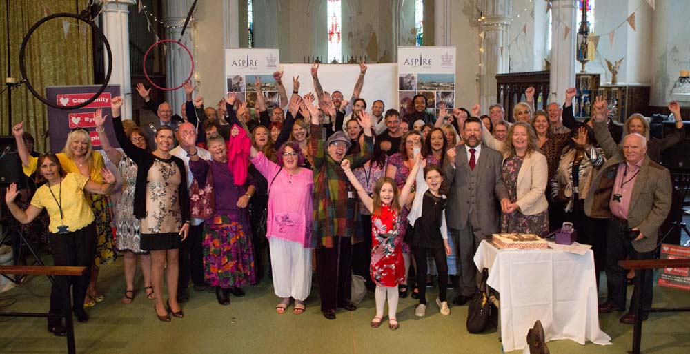 ASPIRE RYDE RECEIVE QUEEN’S AWARD FROM LORD-LIEUTENANT