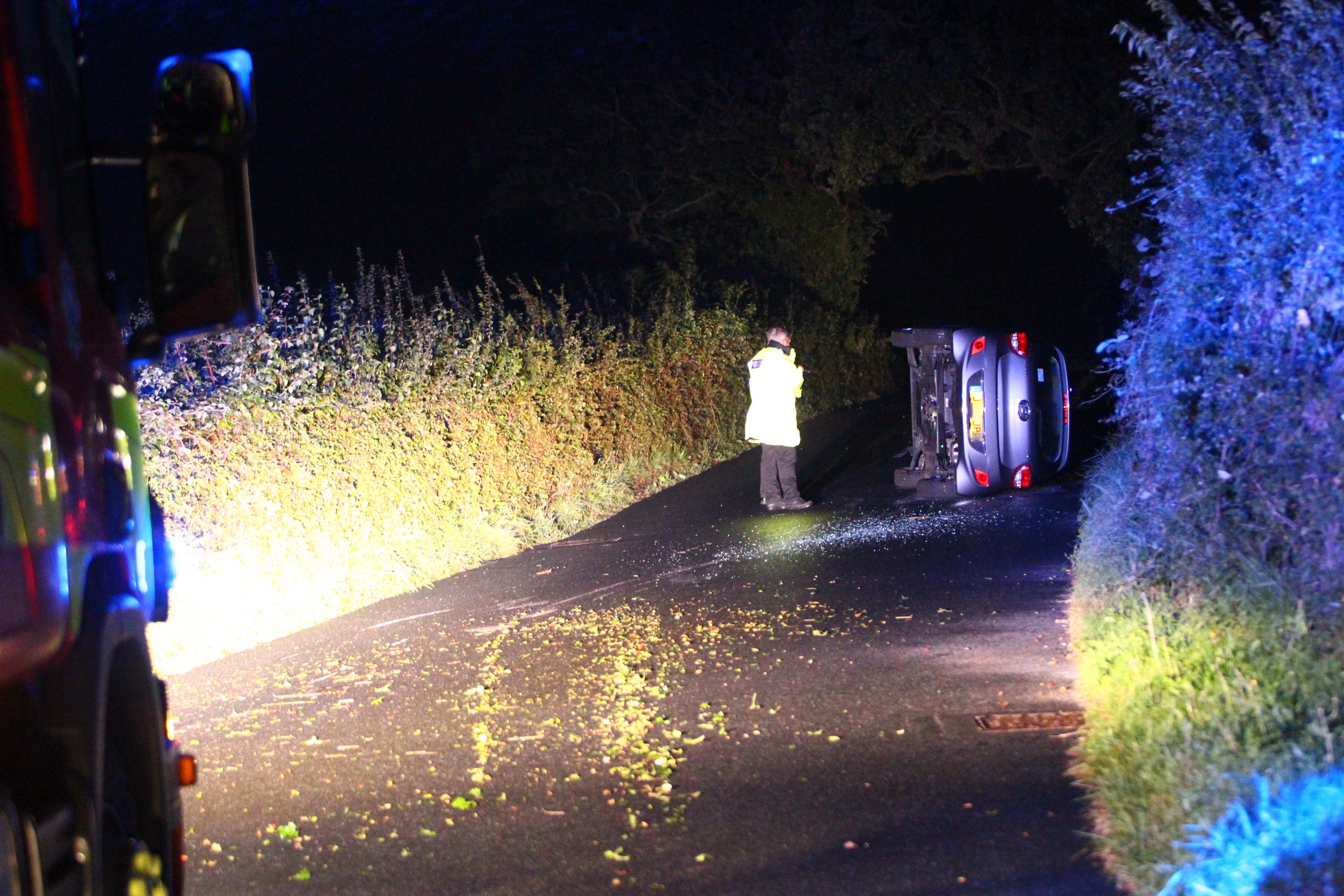 CAR ON ROOF AT GREEN LANE