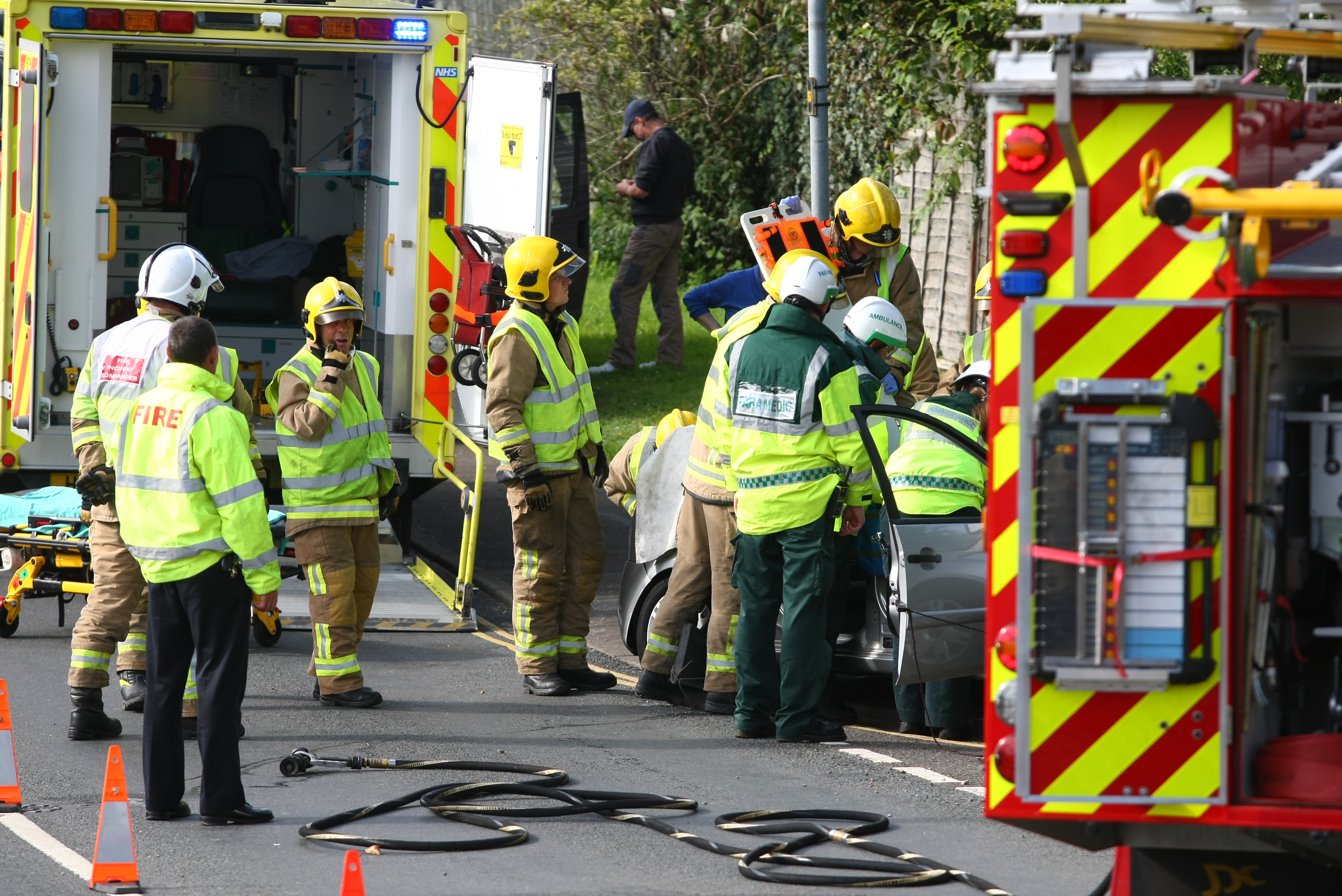 2-CAR CRASH AT BRADING