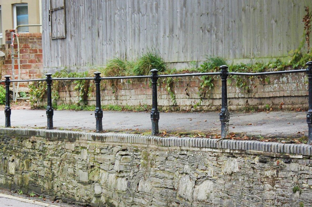 NEW PROJECT TO REPAIR CARISBROOKE WALL