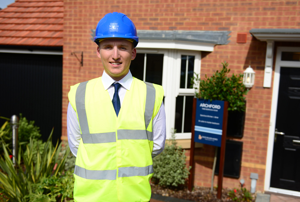WILL LEARNS FROM THE BEST WITH NEW APPRENTICESHIP