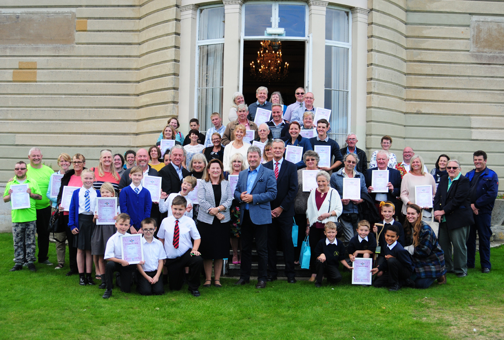 GREEN-FINGERED ISLANDERS COME TOGETHER FOR WIGHT IN BLOOM AWARDS