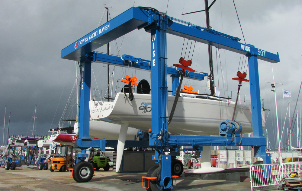 FASTER BOAT MOVEMENTS AS COWES YACHT HAVEN INSTALLS NEW HOIST AND MOVER