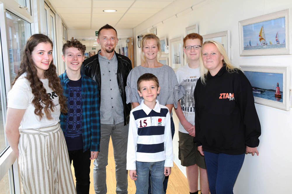 EXHIBITION SUCCESS FOR ZTAM ART AT EARL MOUNTBATTEN HOSPICE