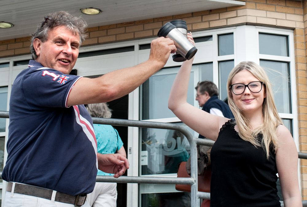 HOVERTRAVEL DONATES THERMOS MUGS TO POP-UP SOUP KITCHEN