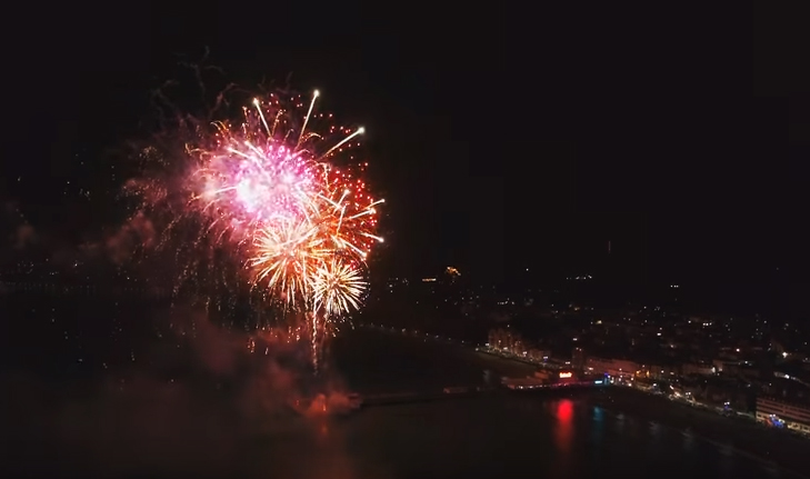 DRONE CAPTURES SANDOWN FIREWORKS LIKE NEVER BEFORE