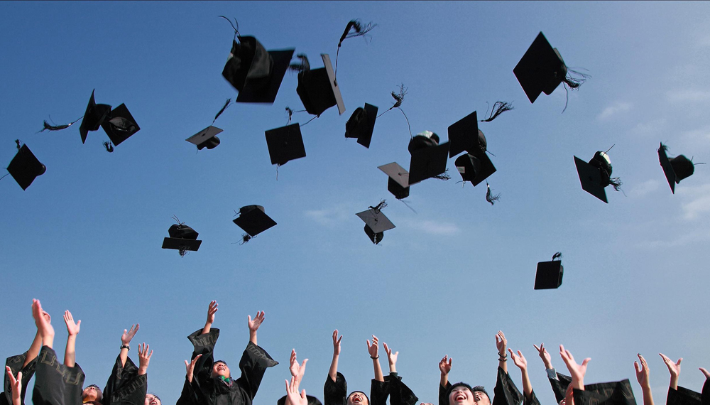30% OF GRADUATES IN THE SOUTH EAST SAY DEGREE WAS POINTLESS