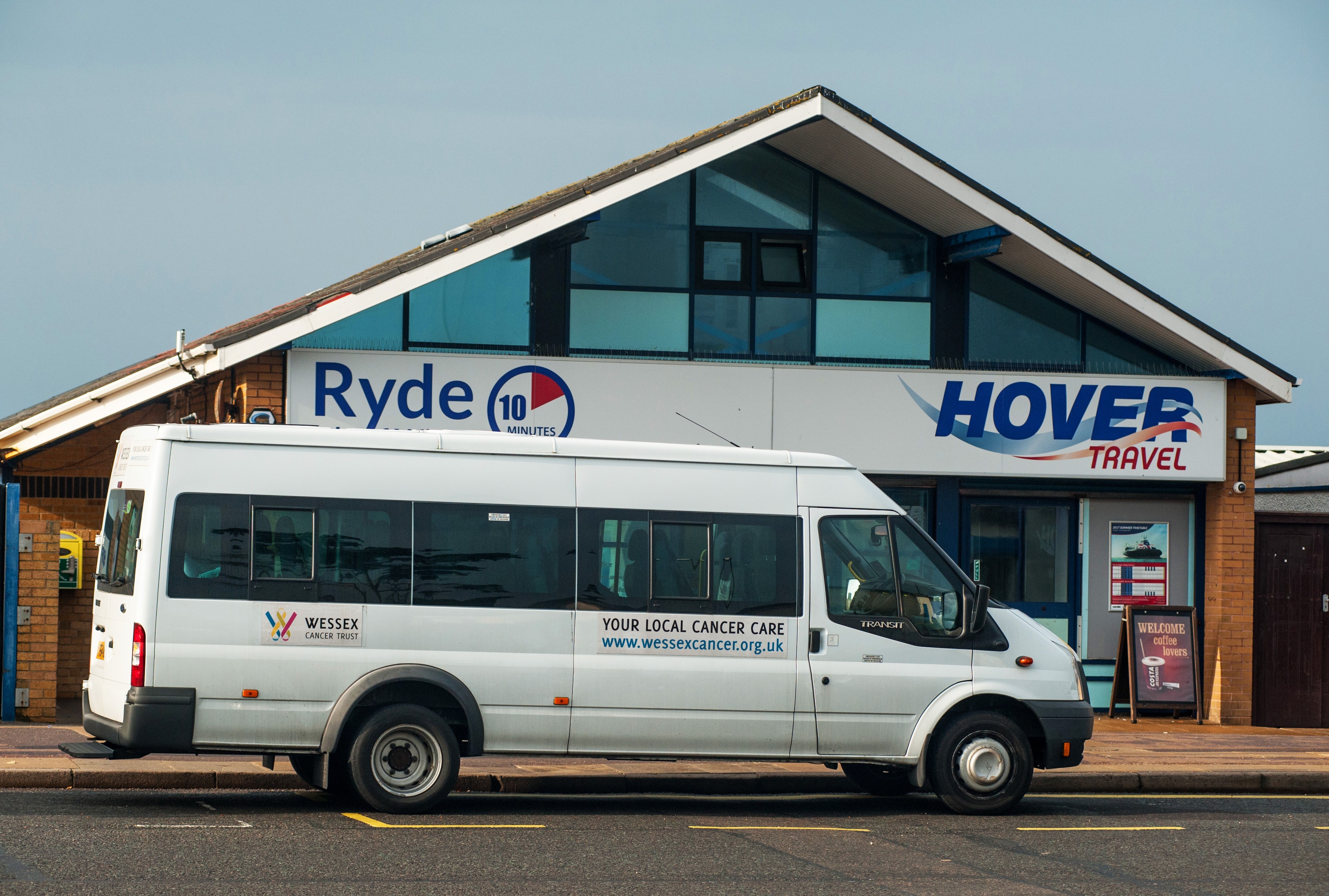HOVERTRAVEL HOLDS RESCUE TALKS FOR CANCER TRUST MINIBUS SERVICE