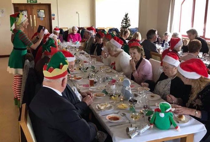 WARRIORS HELP SPREAD CHRISTMAS CHEER
