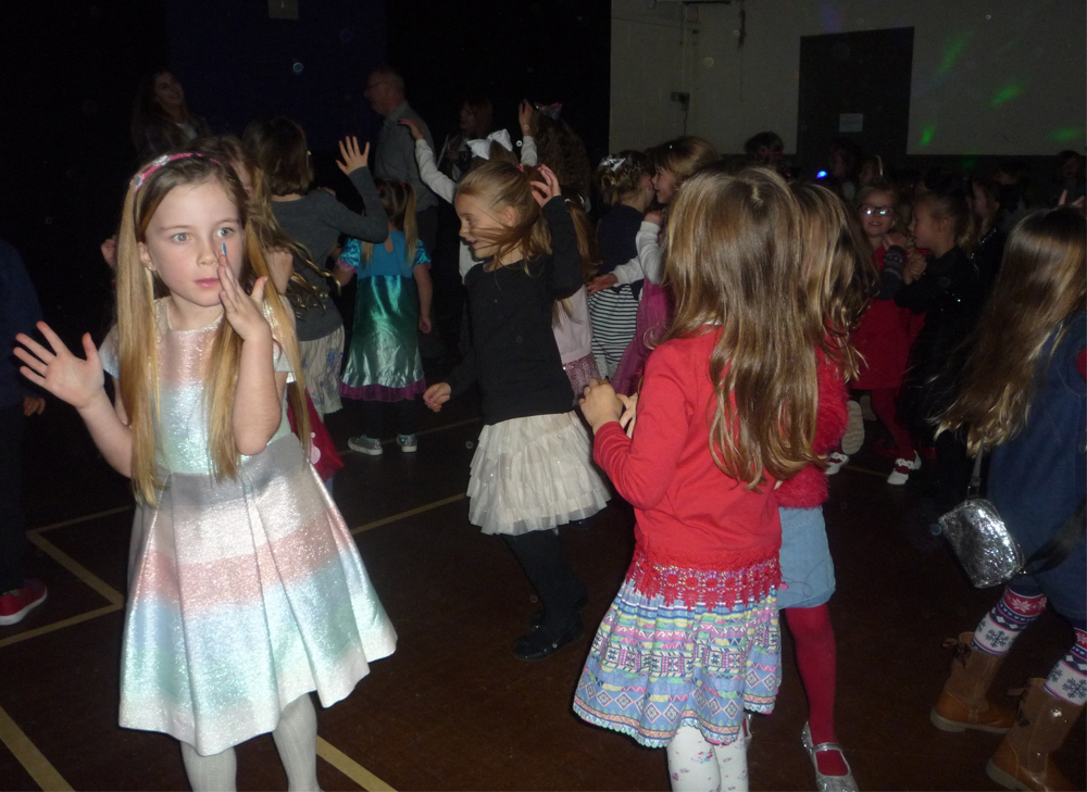‘GIRLS JUST WANT TO HAVE FUN’ AT RAINBOWS CHRISTMAS DISCO