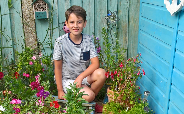 NETTLESTONE’S LUCAS WINS AMATEUR GARDENER OF THE YEAR COMPETITION