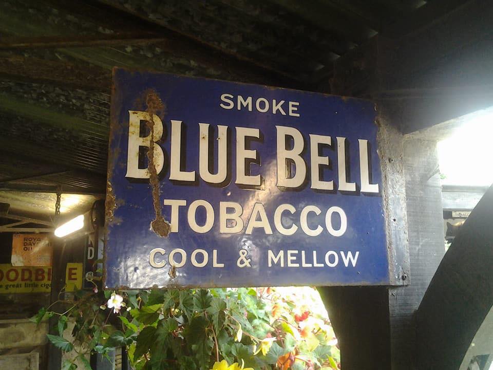 APPEAL AFTER VINTAGE SIGNS STOLEN FROM ARRETON BARNS
