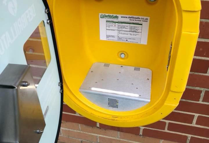 ANOTHER LIFE-SAVING DEFIB STOLEN ON THE ISLE OF WIGHT