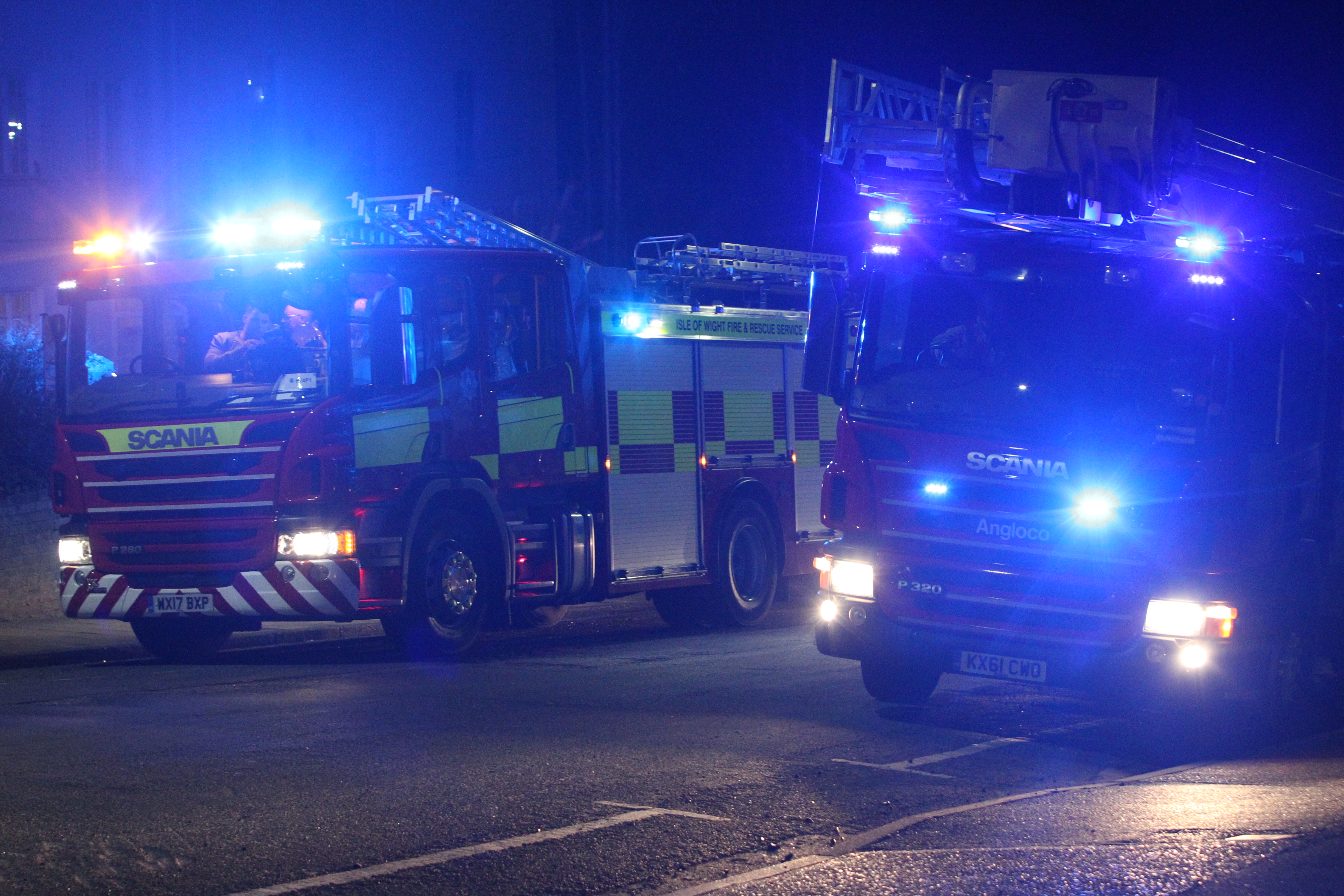 FIRE FEARS AT BLOCK OF FLATS IN RYDE