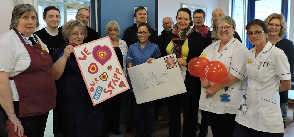 SPECIAL VALENTINE’S CARD PRESENTED TO ISLE OF WIGHT NHS TRUST
