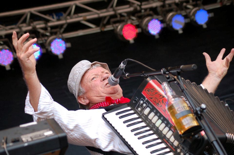 THE WURZELS TO PLAY AT THIS YEAR’S GARLIC FESTIVAL