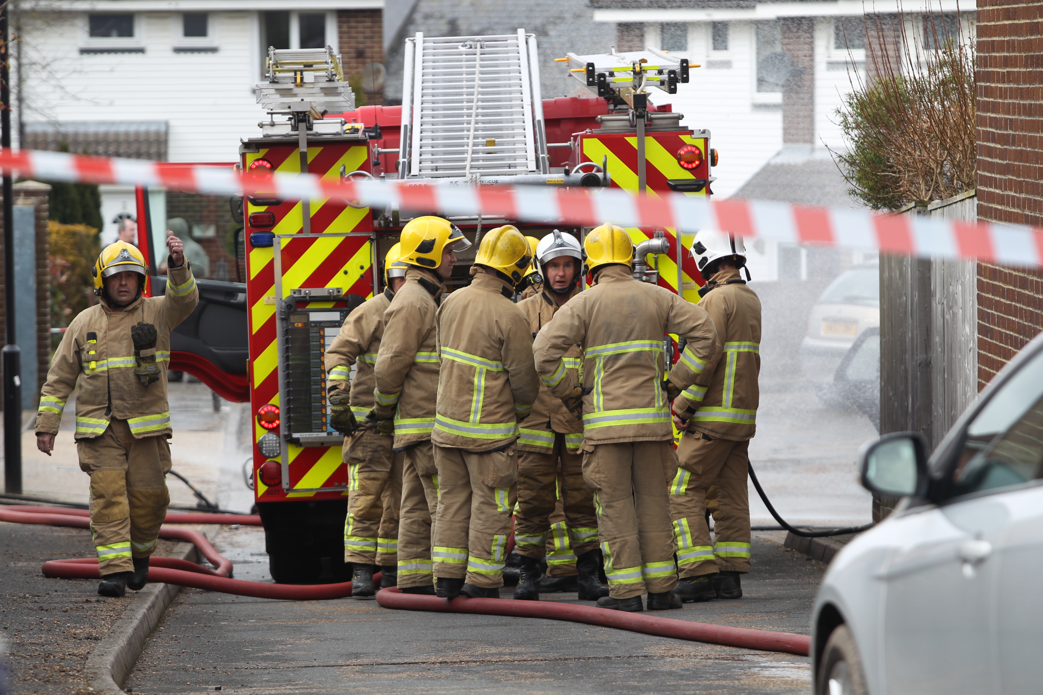 GAS CYLINDER LEAK INSIDE CAR IN NEWPORT