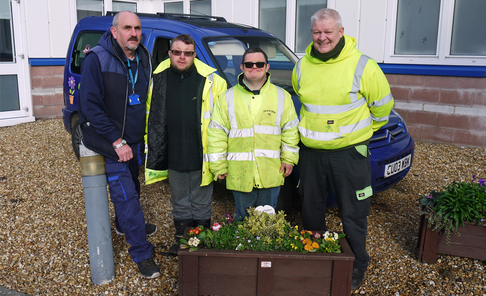 FLOWER BOXES NOW BRIGHTEN UP HOSPITAL’S GROUNDS