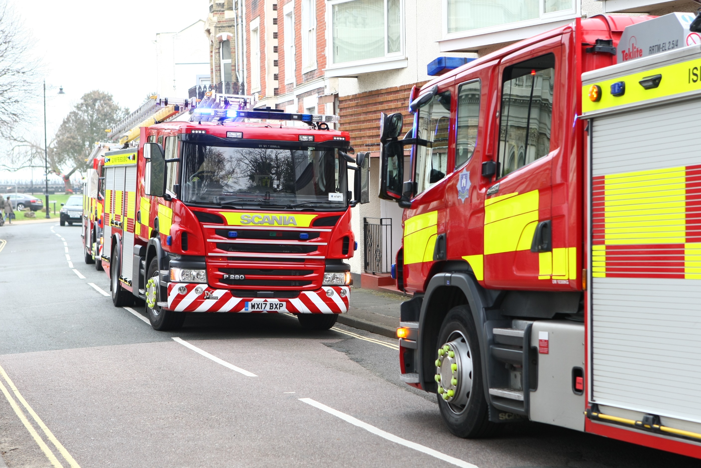 FIRE CREWS CALLED TO POTENTIAL HAZMAT INCIDENT IN RYDE