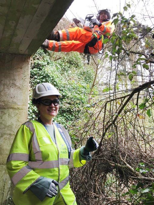 SPECIALIST TEAMS SWING INTO ACTION TO MAINTAIN STRUCTURES