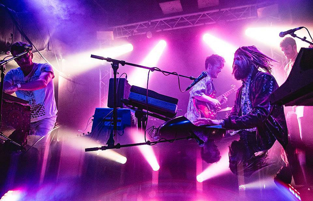 ISLE OF WIGHT’S PLASTIC MERMAIDS SIGN TO ROB DA BANK’S SUNDAY BEST RECORDS