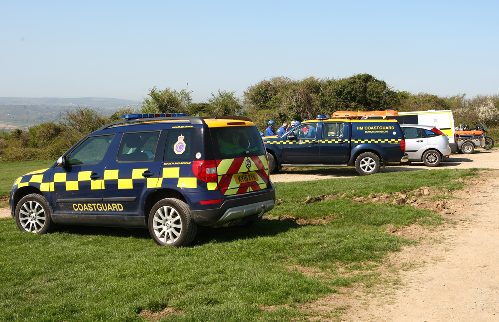 POLICE, COASTGUARD AND LIFEBOAT TEAMS CALLED TO CULVER