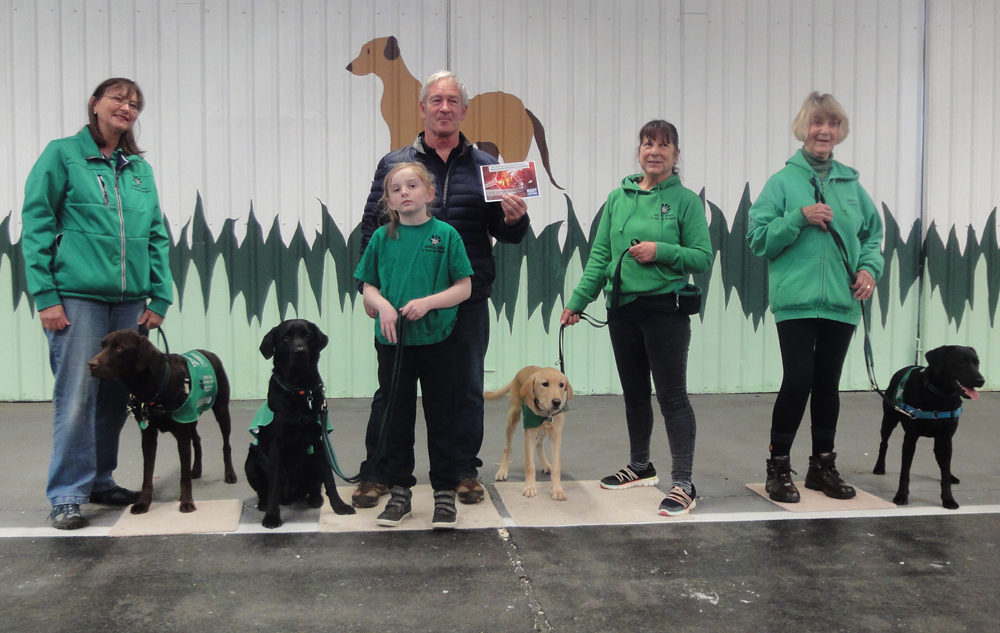 WIGHT LIGHTNING STRIKES TWICE FOR ABILITY DOGS 4 YOUNG PEOPLE