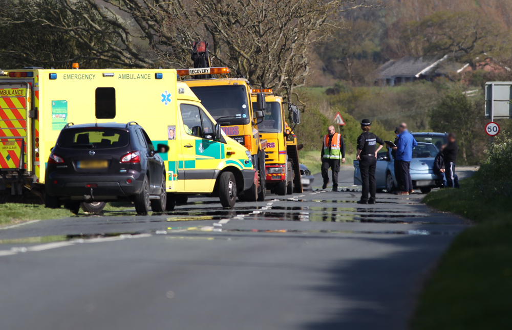 CRASH AT GODSHILL CLOSES MAIN ROAD