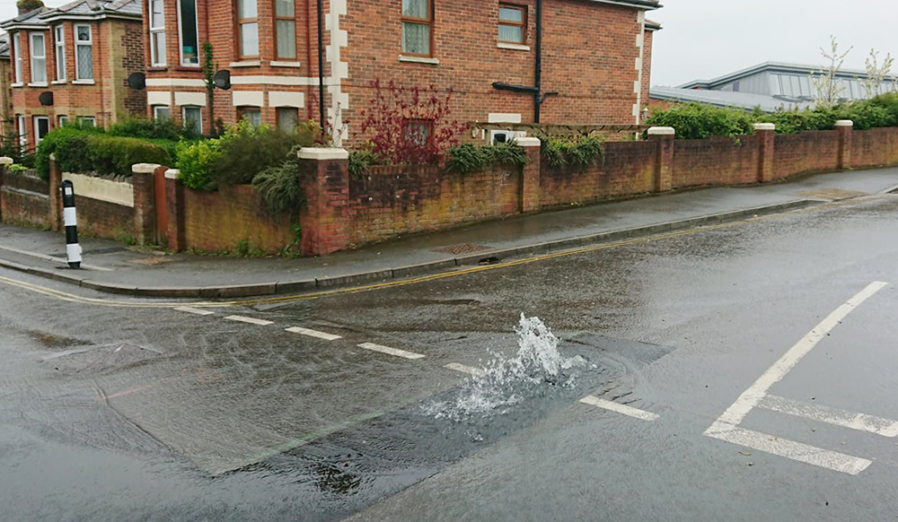 BURST WATER MAIN LEAVES RYDE PROPERTIES WITHOUT WATER