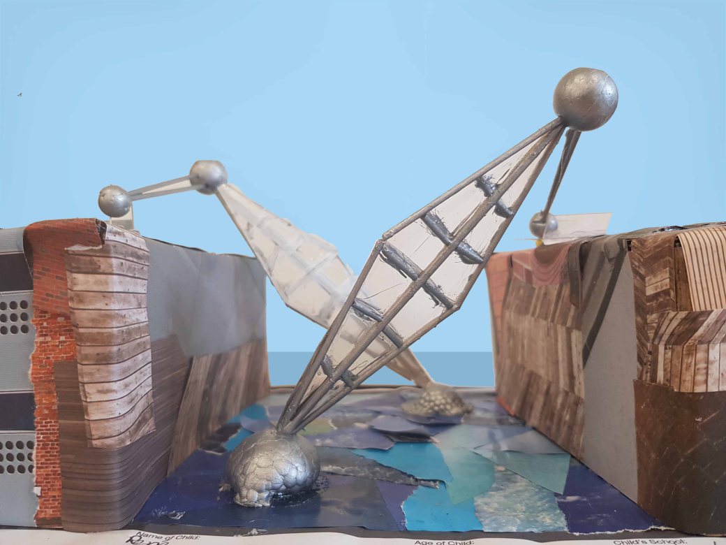 YOUNGSTERS COMPETE IN RIVER MEDINA BRIDGE COMPETITION