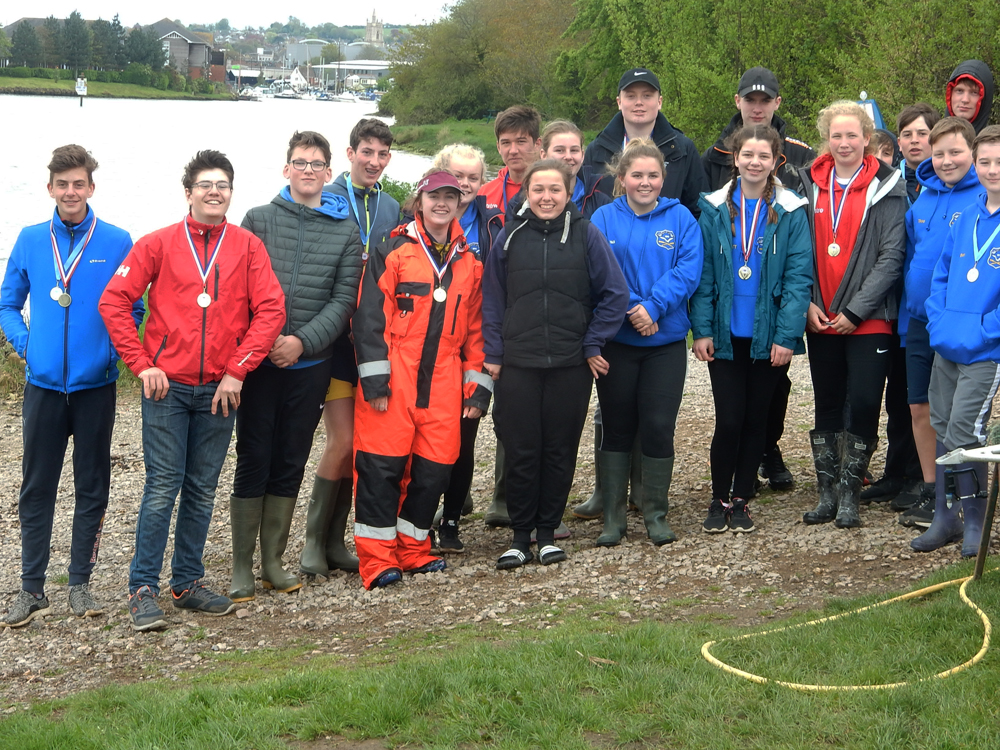 ISLAND’S JUNIOR ROWERS TAKE PART IN REGATTA AT NEWPORT