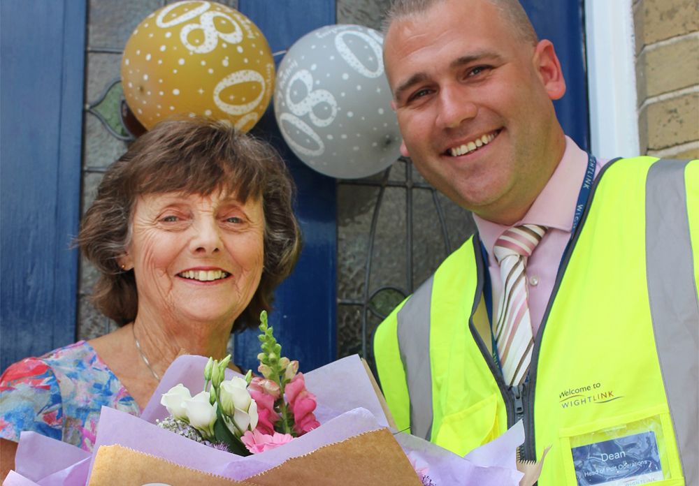 WIGHTLINK BOUQUET FOR SWIMMING STAR JENNY AT 80