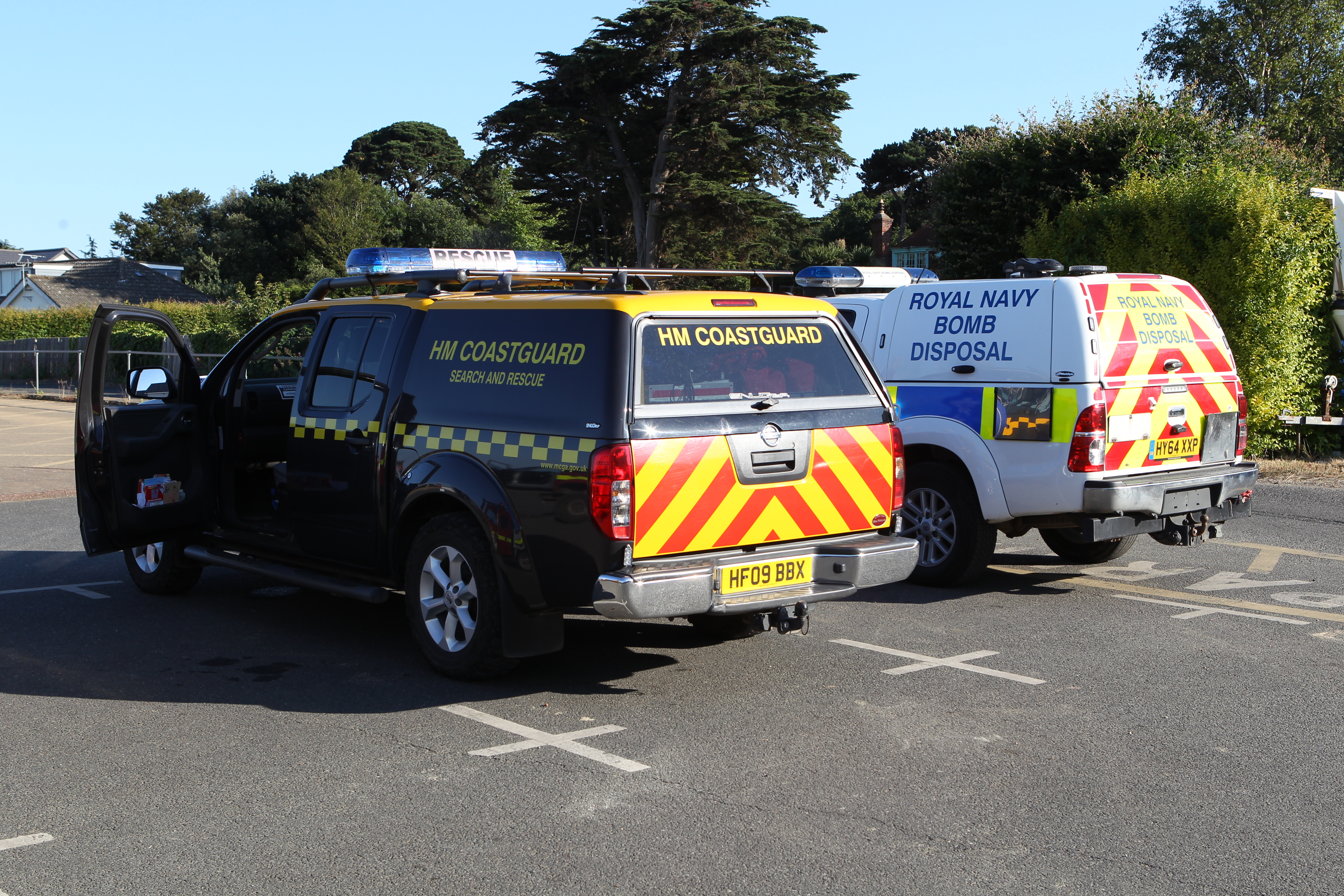 POTENTIAL EXPLOSIVE DEVICE FOUND ON BEMBRIDGE BEACH