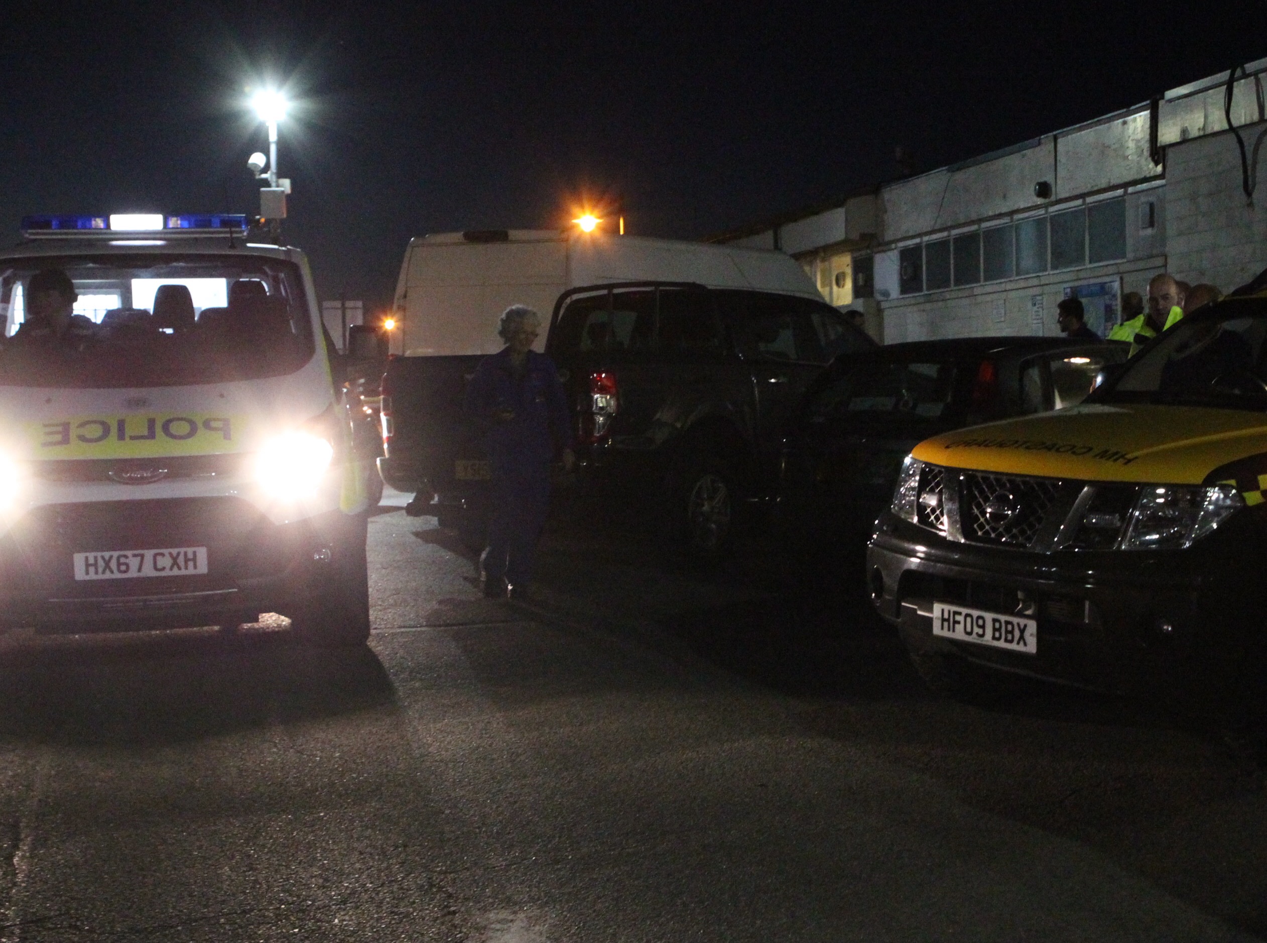 POLICE, COASTGUARD AND LIFEBOAT CALLED TO RYDE PIER