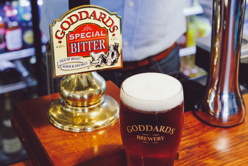 CELEBRATING 25 YEARS WITH A PINT OF GODDARDS SPECIAL BITTER