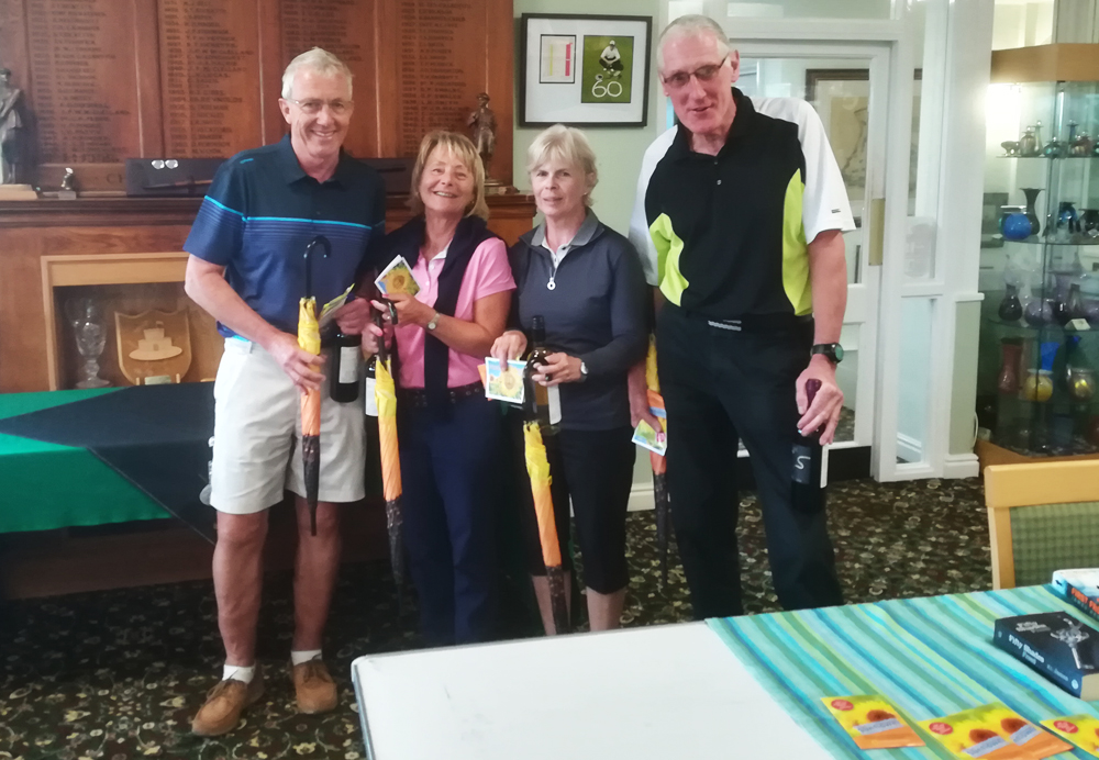 ANNUAL HOSPICE DAY AT SHANKLIN & SANDOWN GOLF CLUB RAISES OVER £850