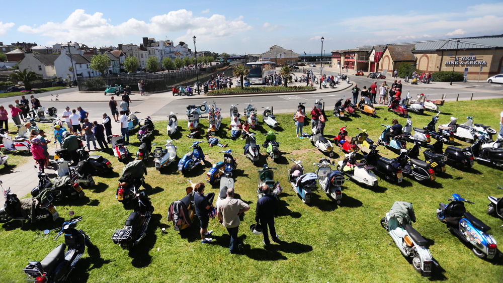 LAMBRETTA DAY A HOT SUCCESS THANKS TO BANK HOLIDAY SUNSHINE