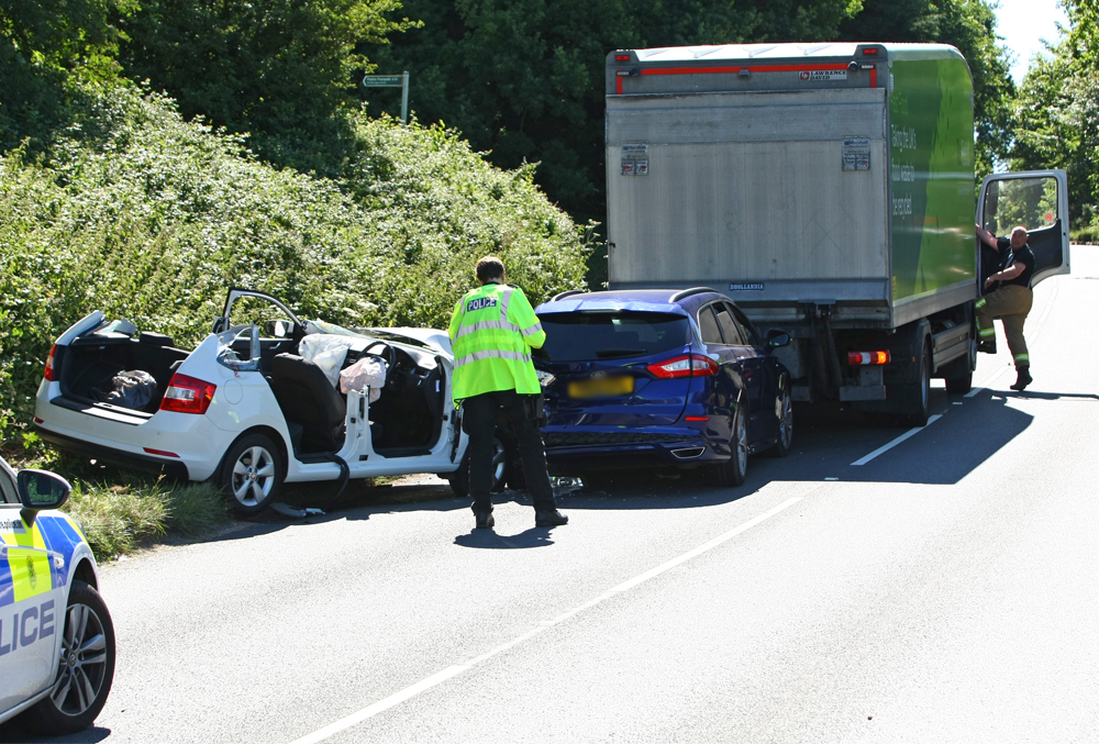 2 CARS AND A LORRY INVOLVED IN CRASH AT BLACKWATER